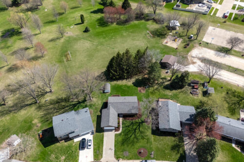 309 E Brownlie Lane, Long Grove, IA