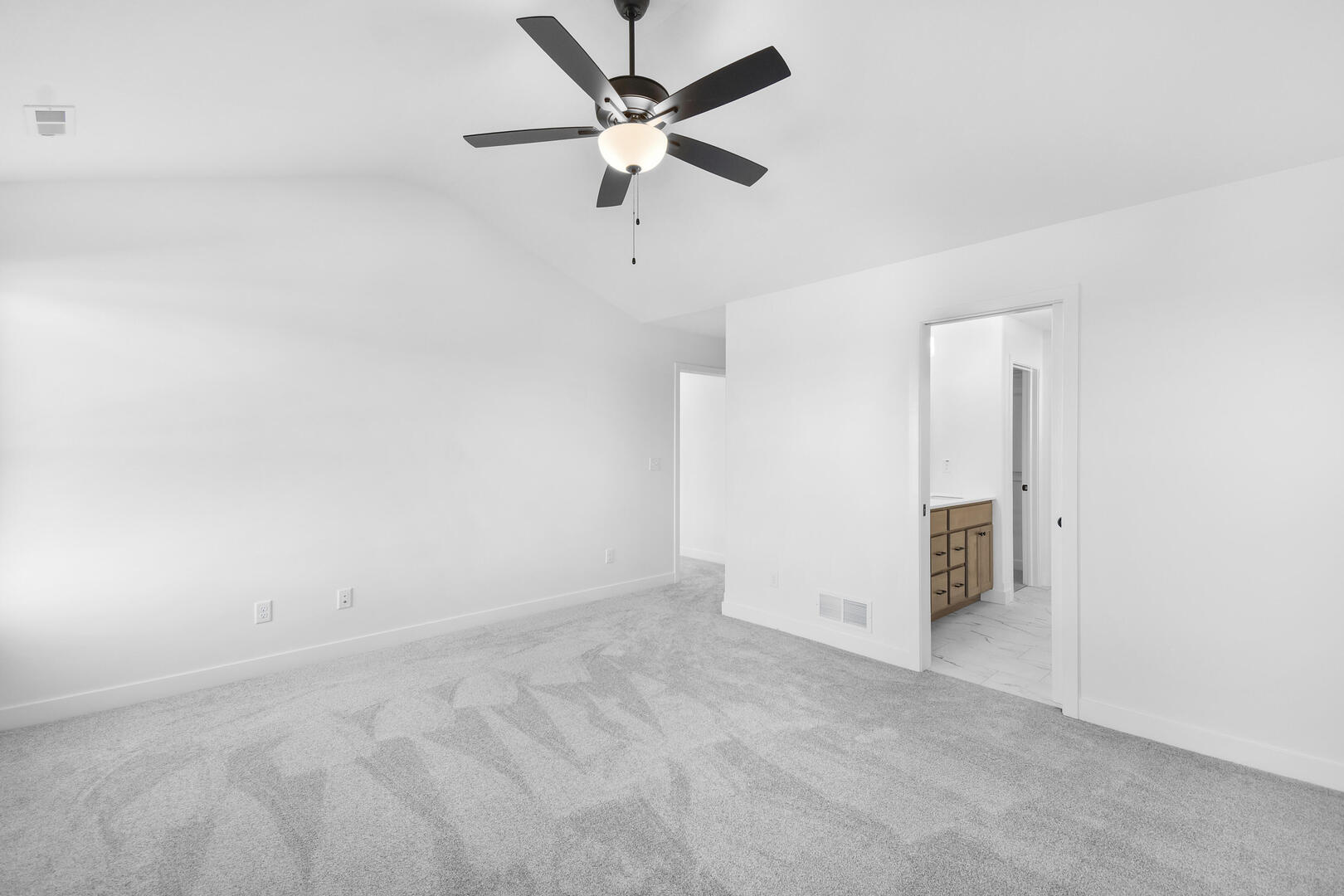 1416 Tinley Lane, Mahomet, IL