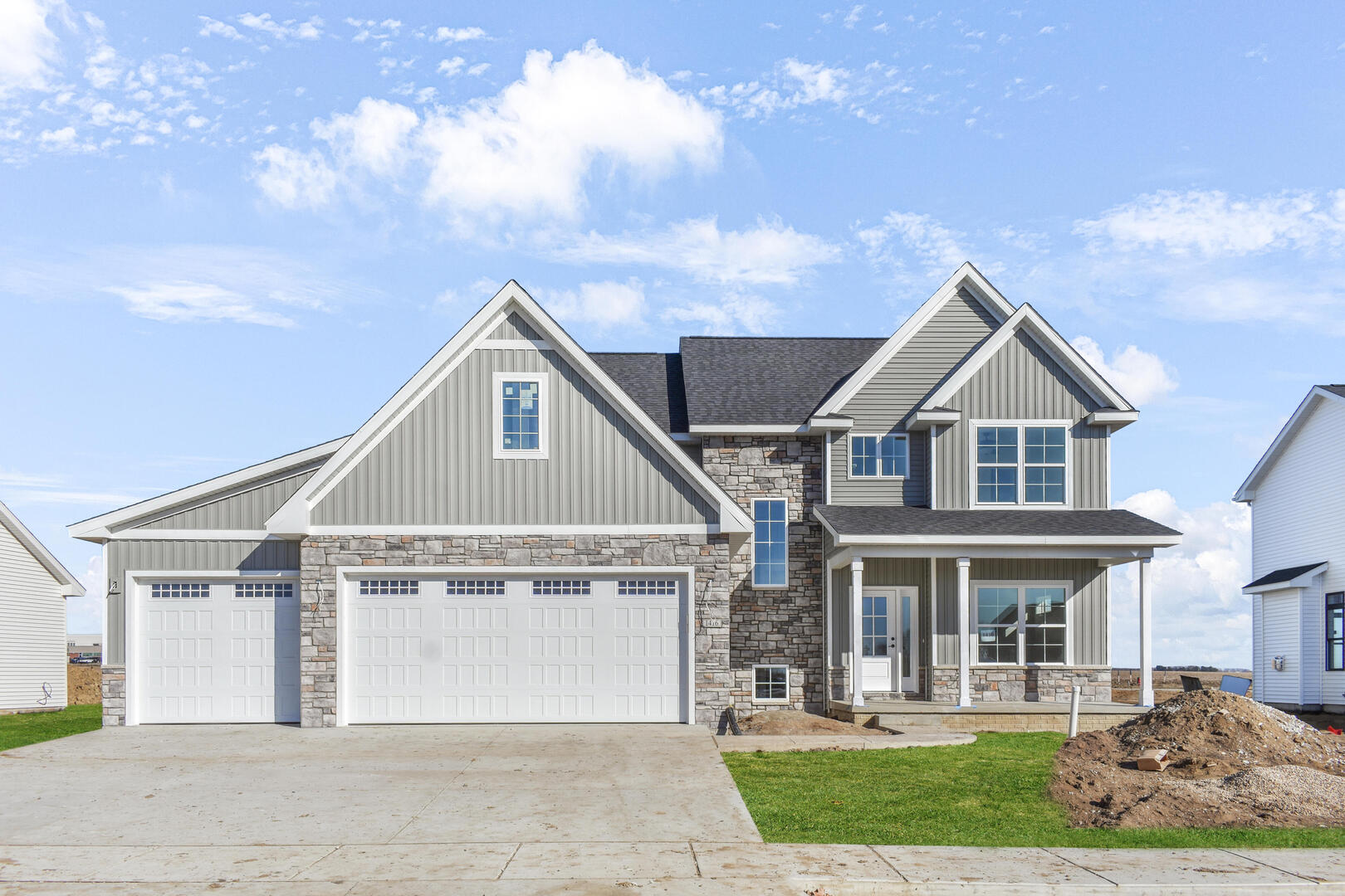 1416 Tinley Lane, Mahomet, IL