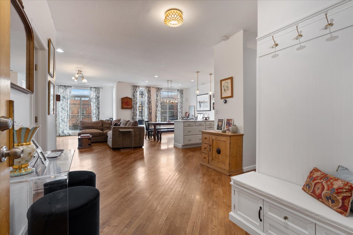 2121 W DIVISION Street #1, Chicago, IL