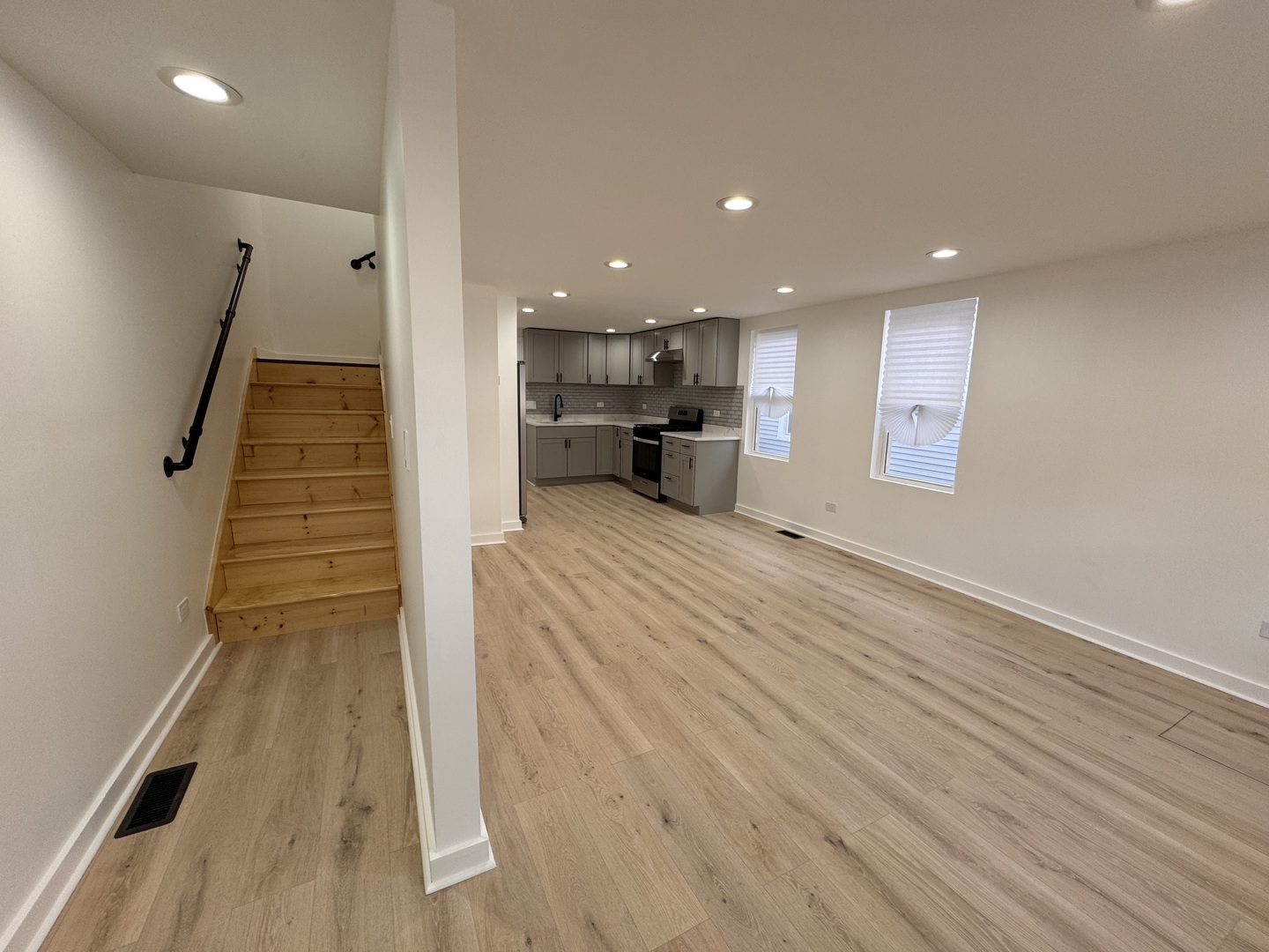 751 Kane Street, Aurora, IL