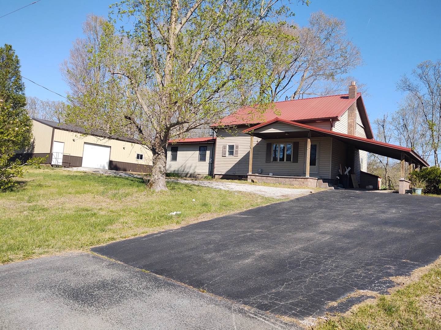 2000 St Rt 147, Vienna, IL