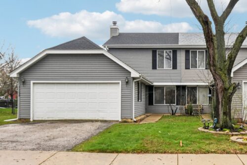 1154 Brunswick Lane, Aurora, IL