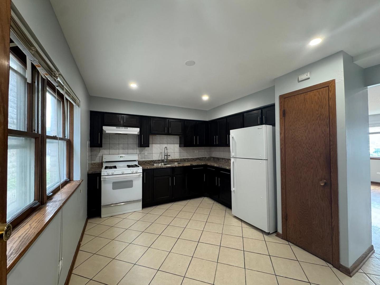 6543 16th Street #6, Berwyn, IL