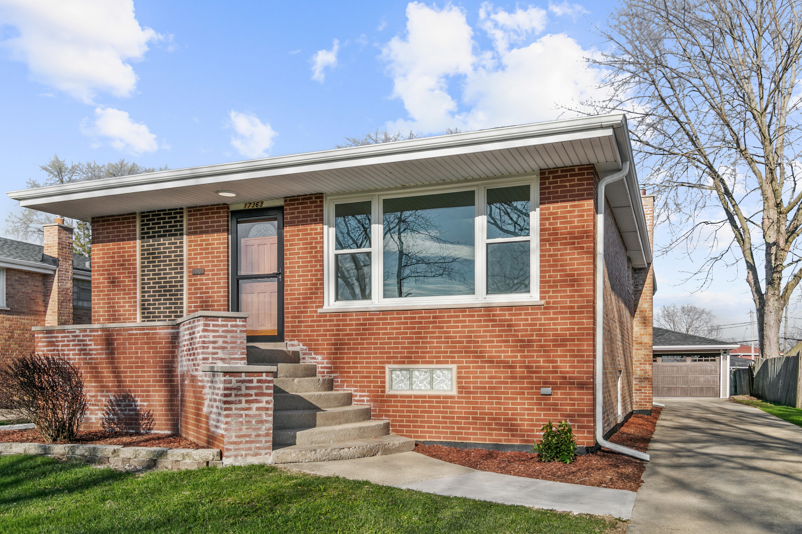 17363 Oleander Avenue, Tinley Park, IL