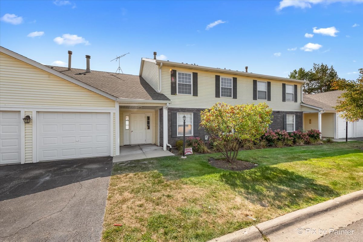 327 Newport Lane #B2, Bartlett, IL