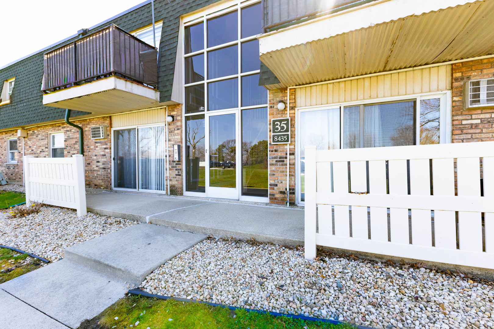 8431 W 99th Terrace #35-205, Palos Hills, IL