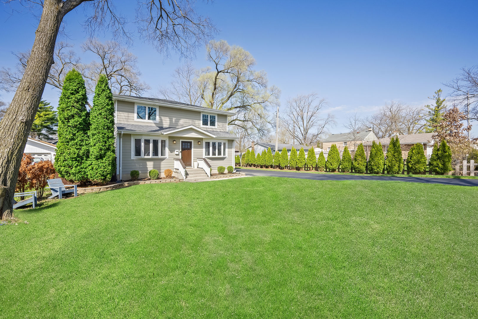 216 N Washington Street, Westmont, IL