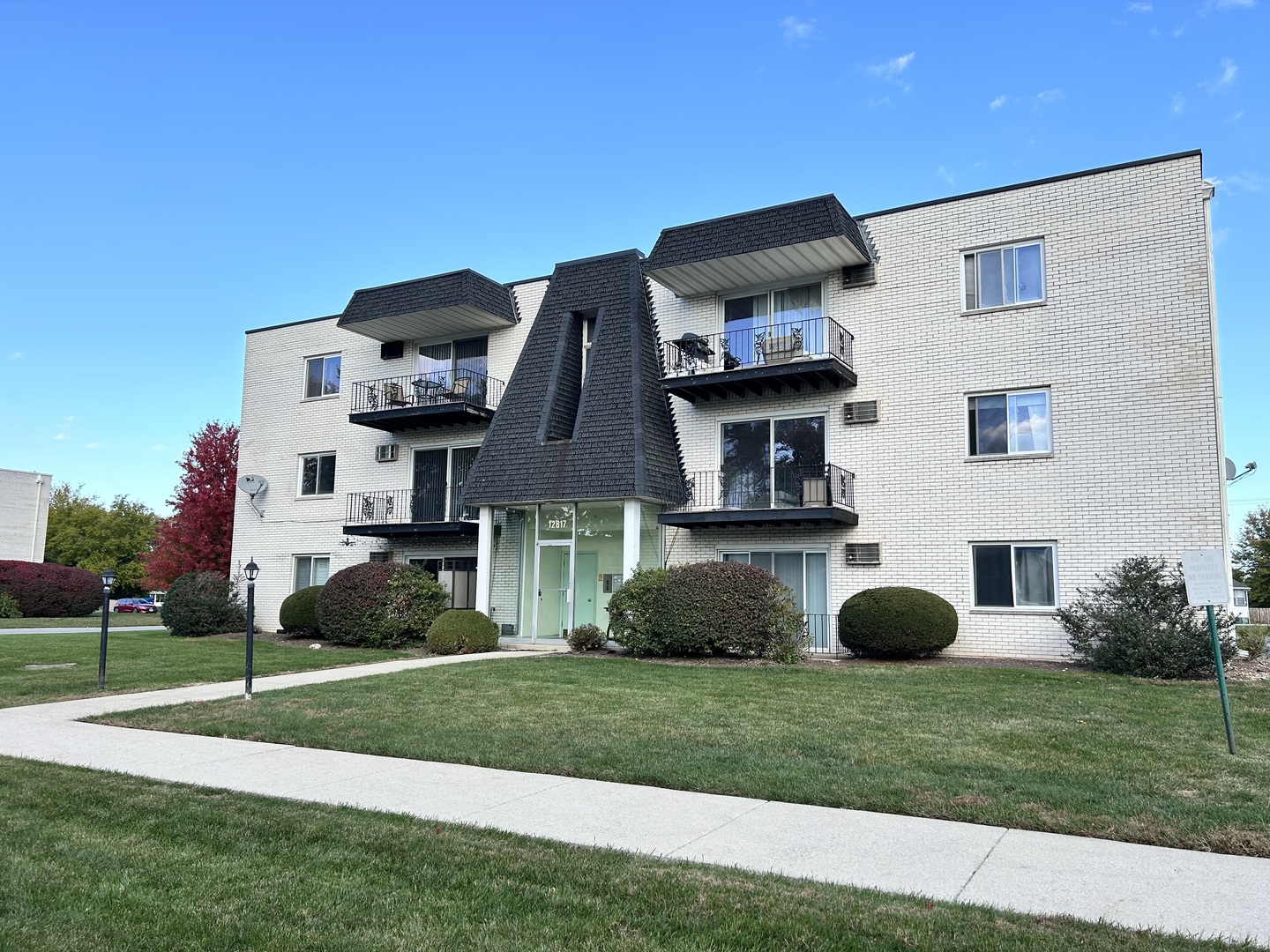 12817 CARRIAGE Lane #1, Crestwood, IL