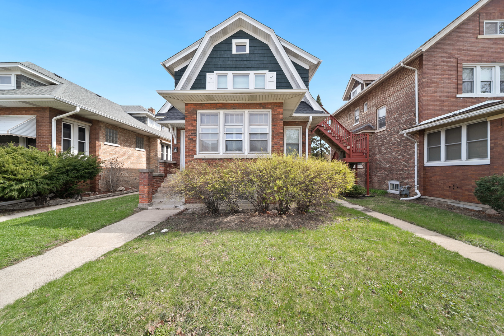 616 Circle Avenue #1, Forest Park, IL