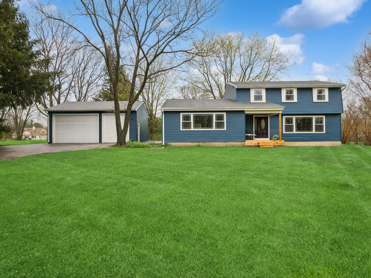 6220 Crescent Drive, Huntley, IL