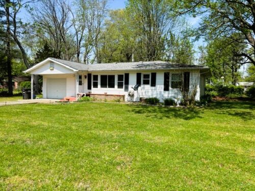 1518 E Grand Avenue, Carbondale, IL