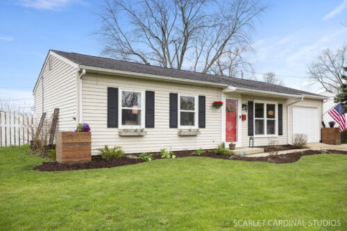 801 Sunset Circle, Streamwood, IL