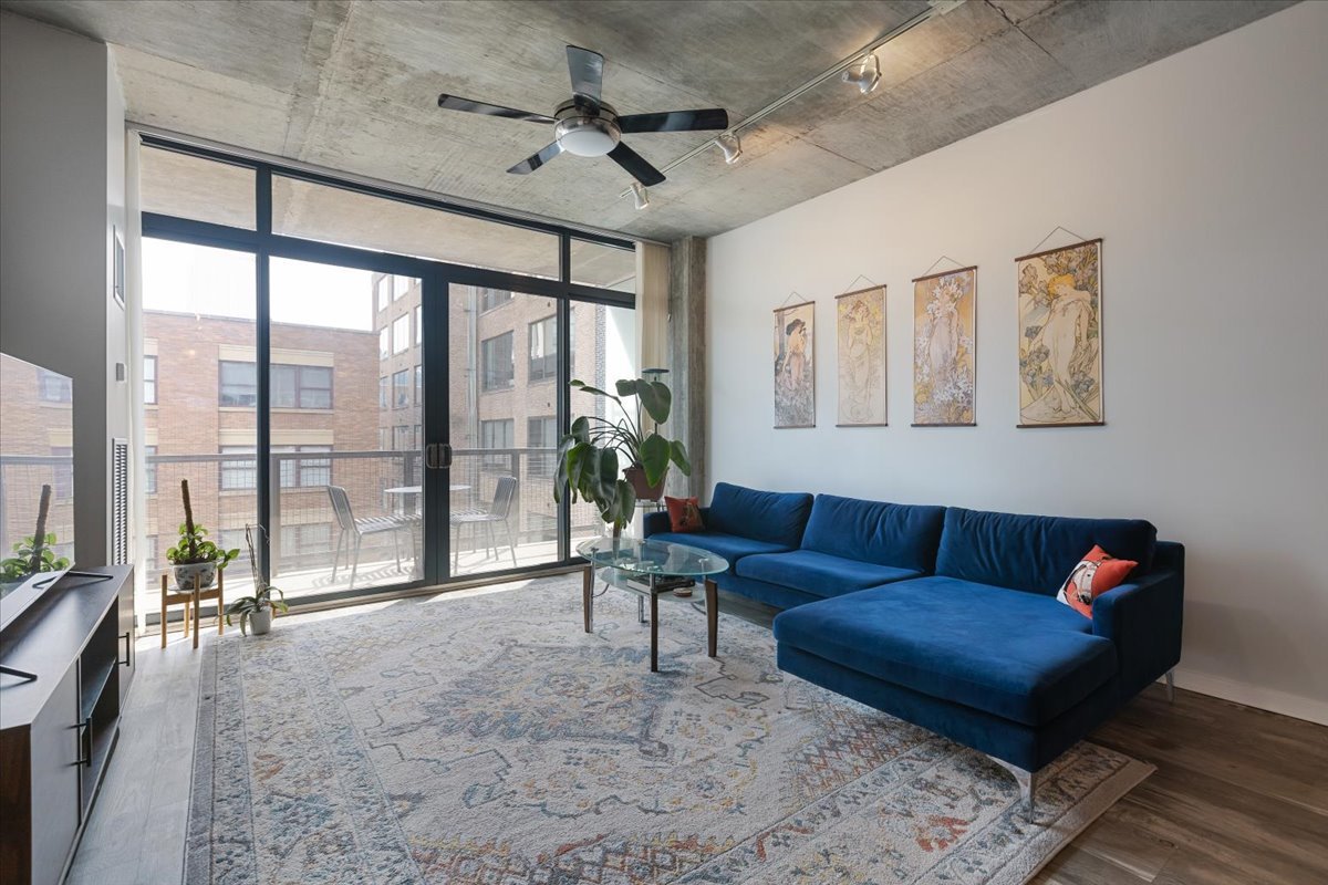 321 S SANGAMON Street #508, Chicago, IL