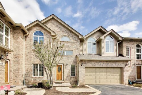 417 Ashbury Drive, Hinsdale, IL