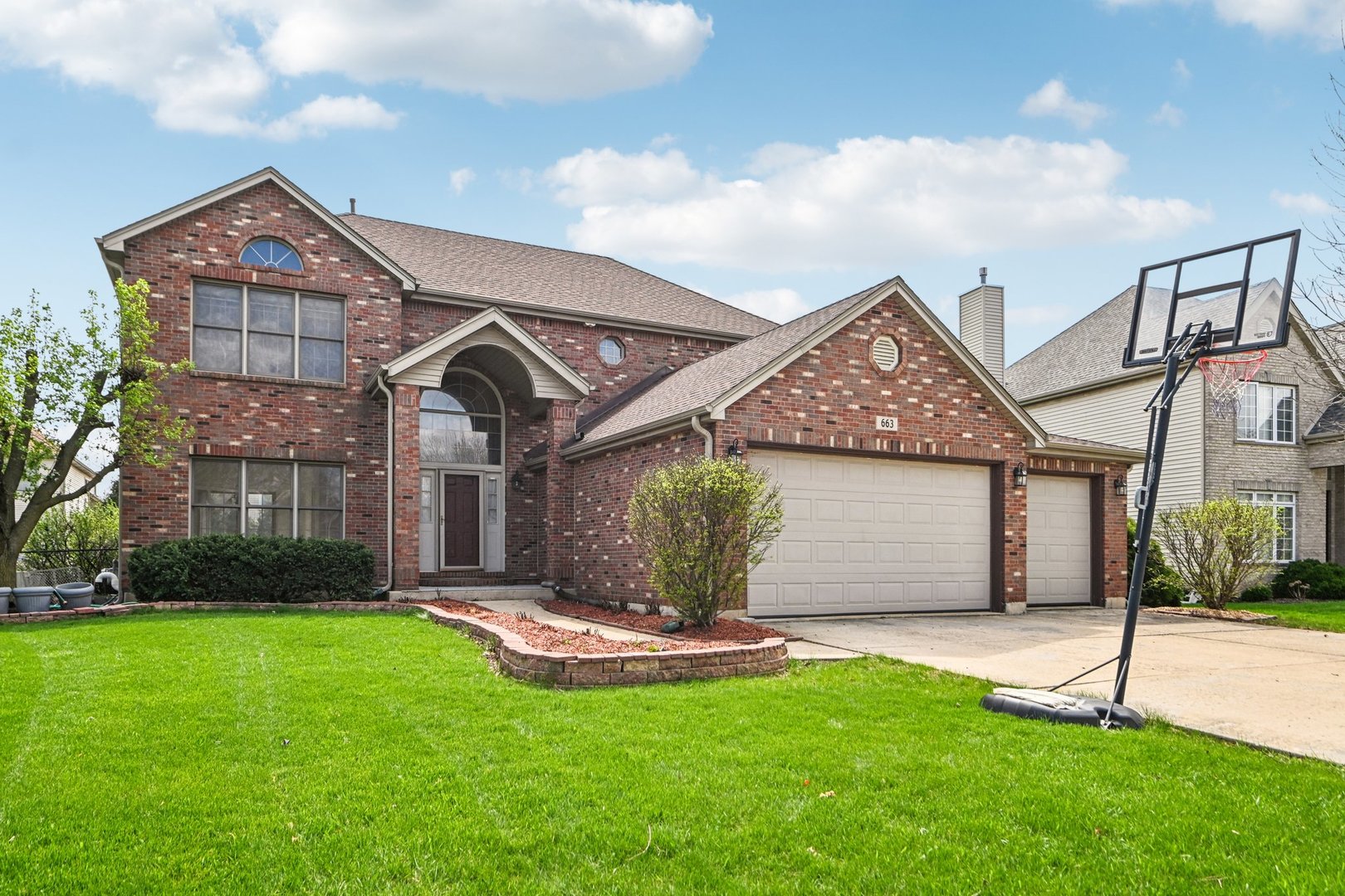 663 Anne Lane, Bolingbrook, IL