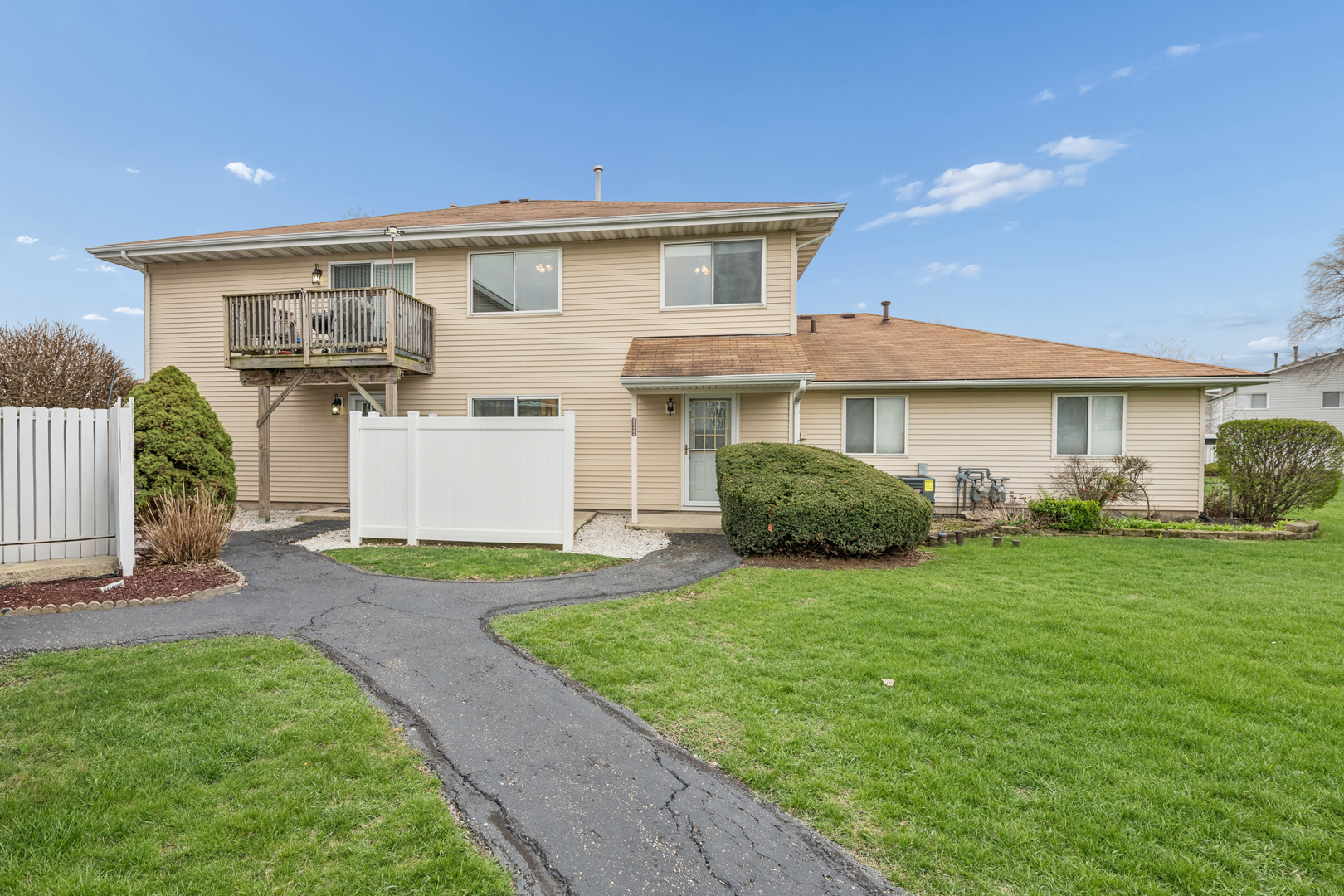 2333 Aster Drive #2333, Crest Hill, IL