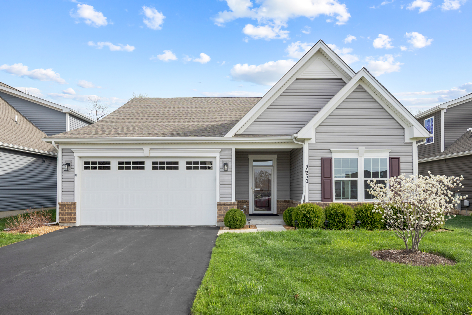 3650 Reddington Circle, Elgin, IL