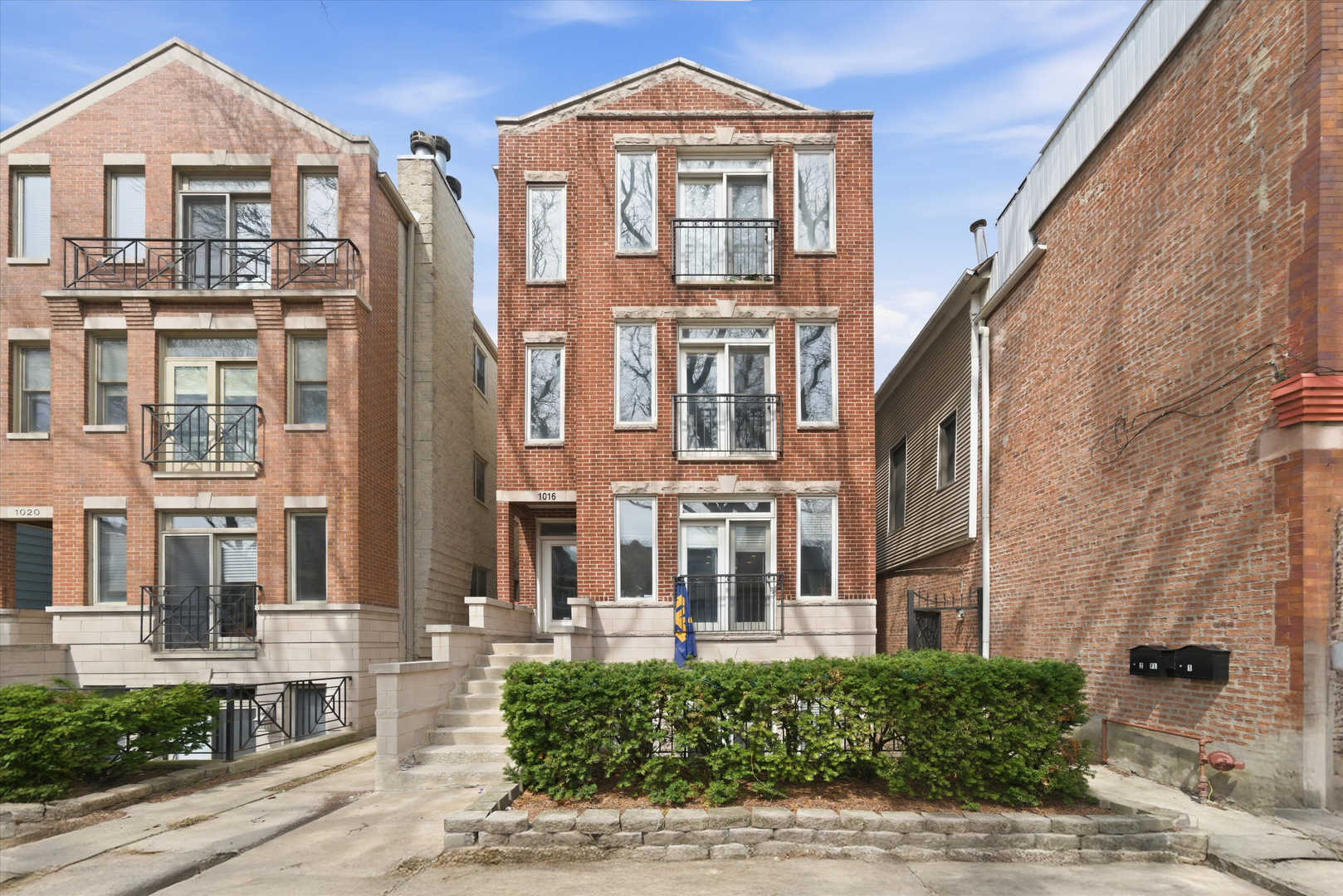 1016 W George Street #2, Chicago, IL