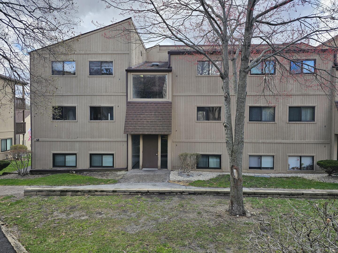 58 Vail Colony #7, Fox Lake, IL