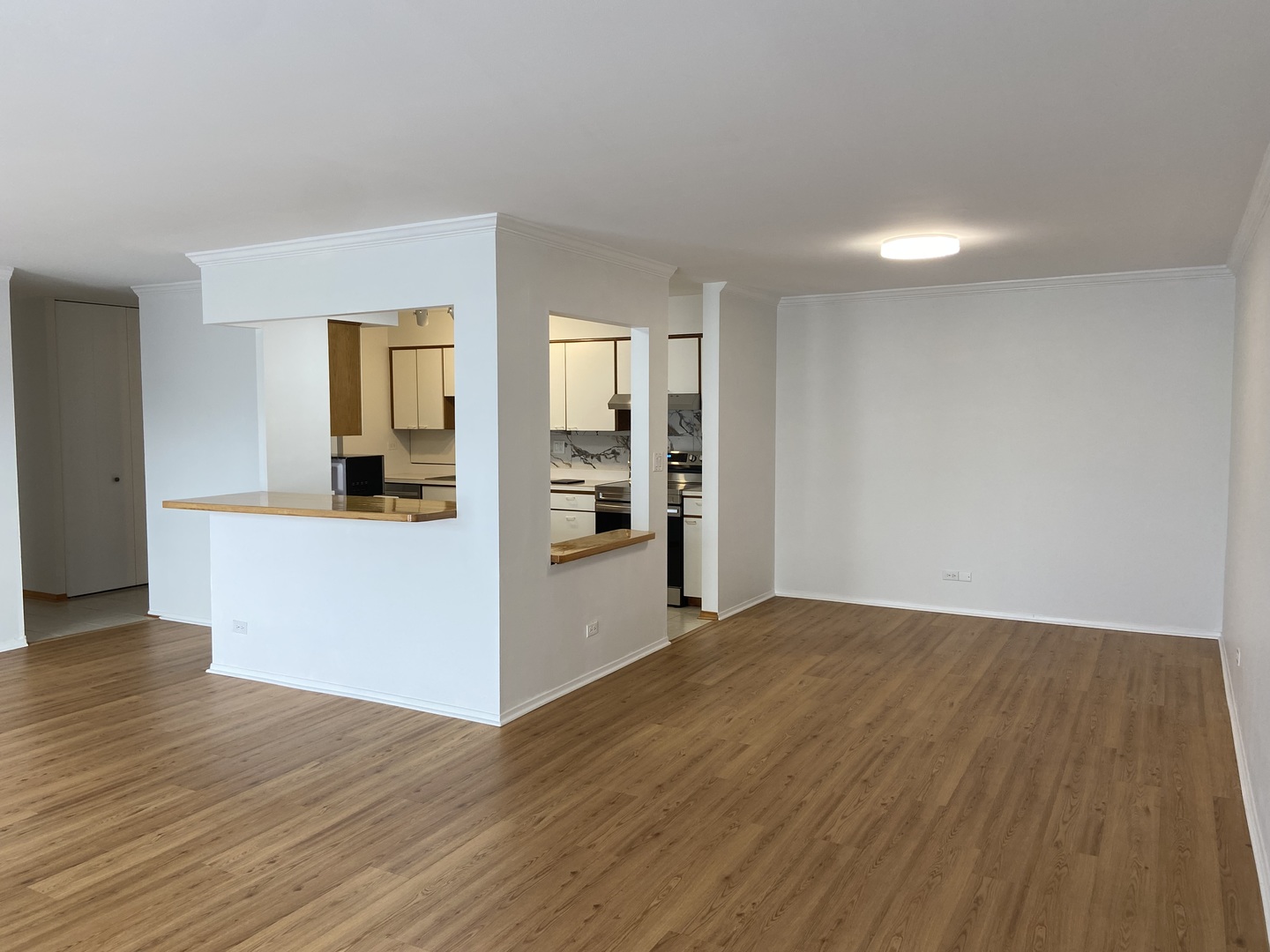 1605 E Central Road #410B, Arlington Heights, IL