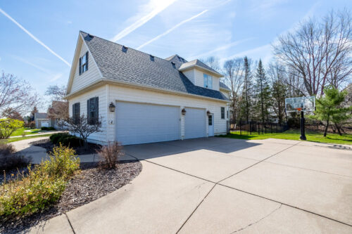 4017 Kathleen Way, Davenport, IA