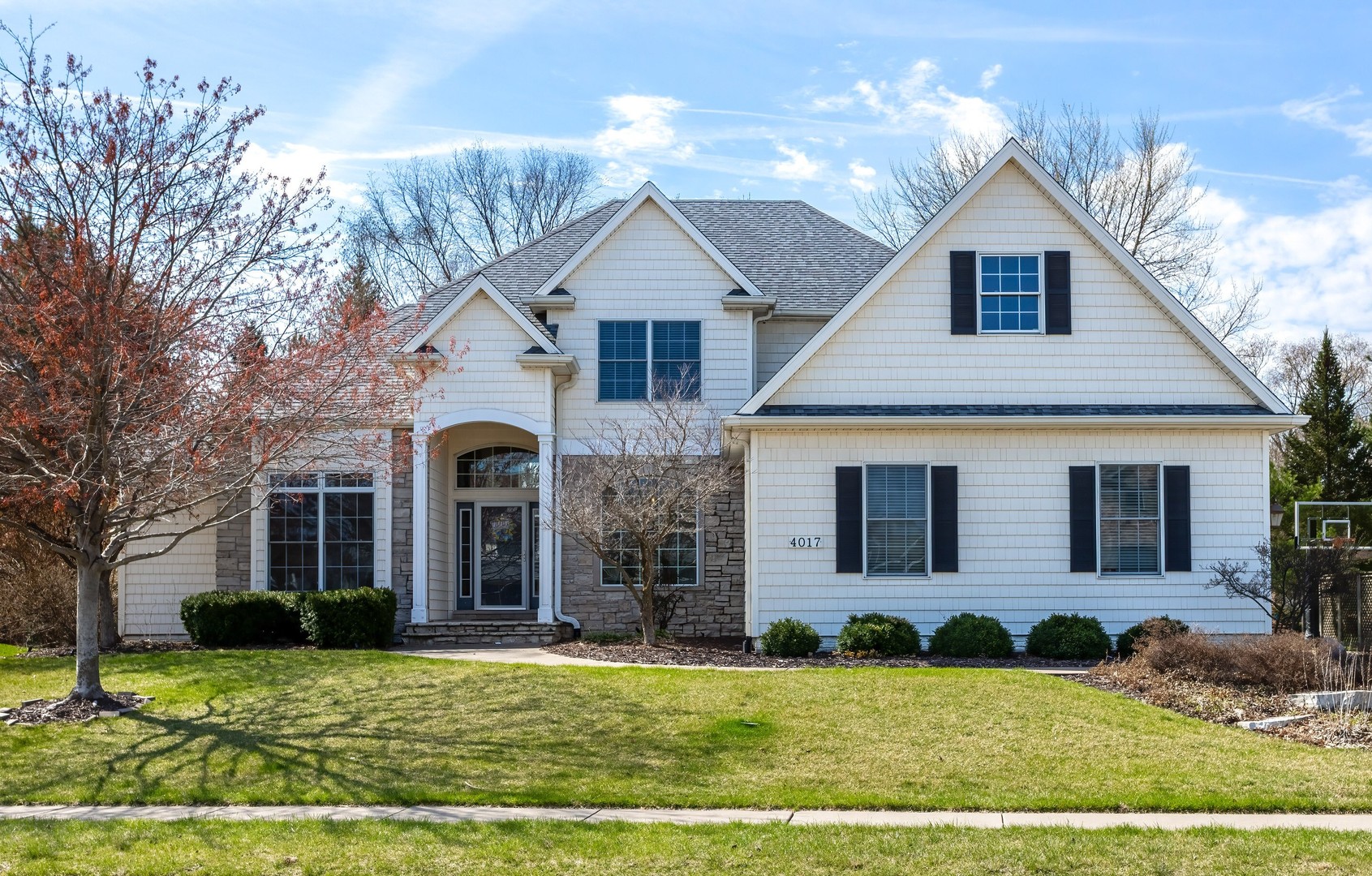 4017 Kathleen Way, Davenport, IA