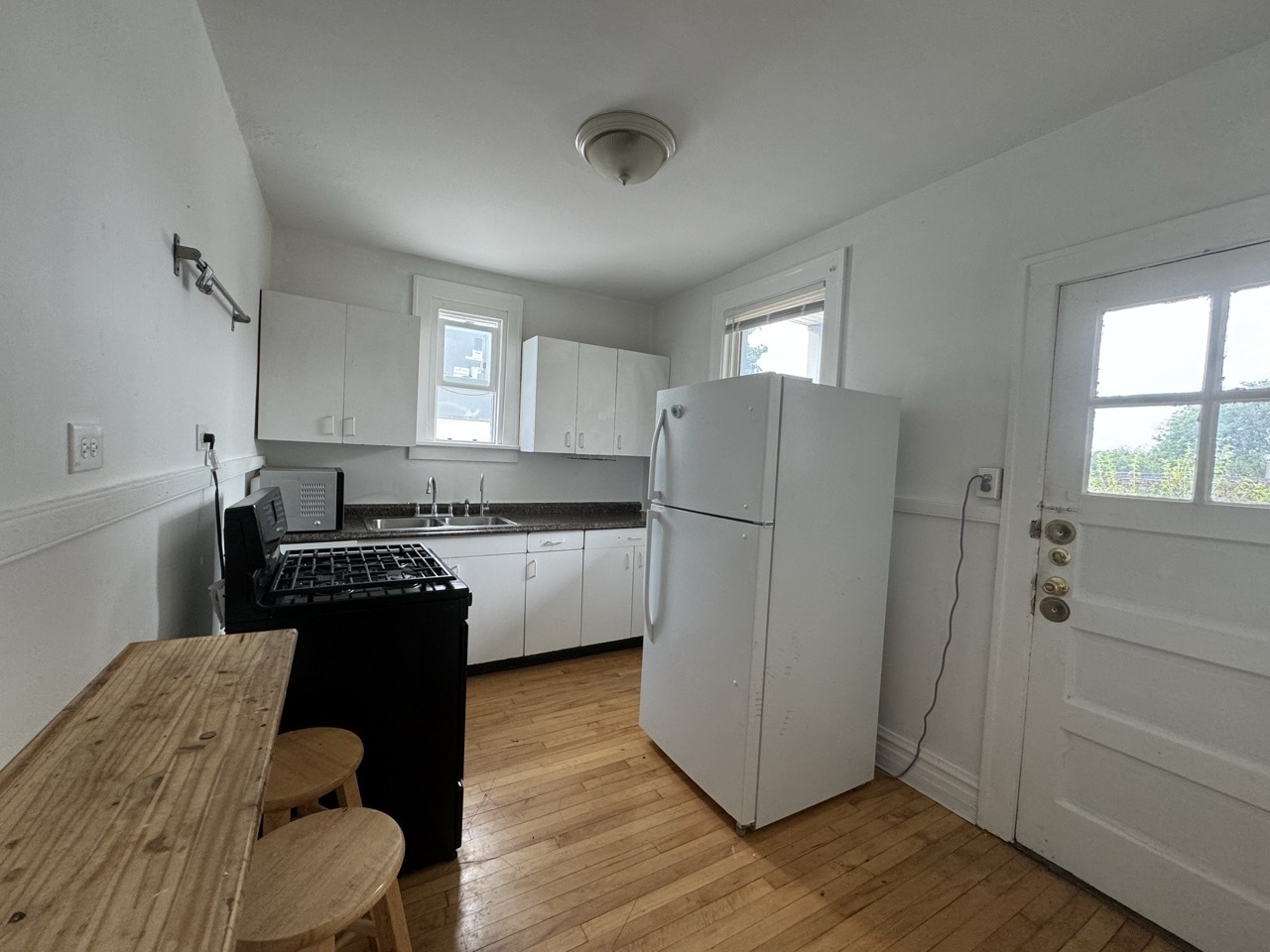 28w573 Stafford Place #5, Warrenville, IL