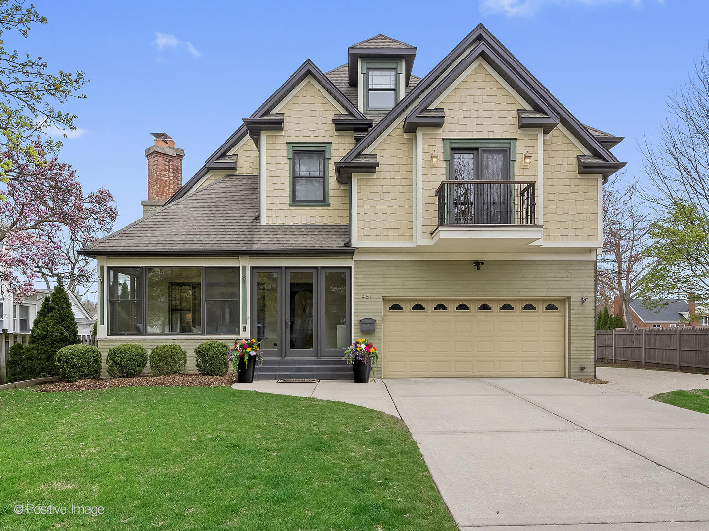 451 S SPRING Avenue, La Grange, IL