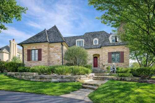 1420 W Longwood Drive, Bull Valley, IL