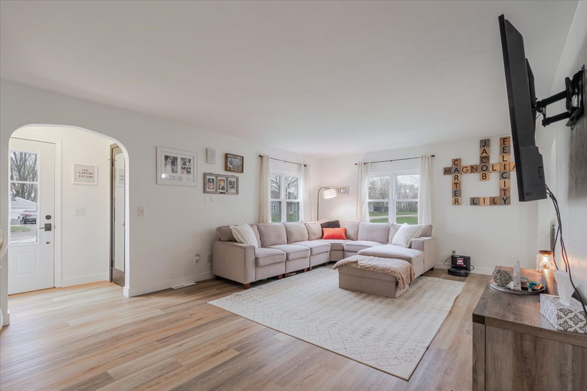 105 Detweiller Street, Congerville, IL