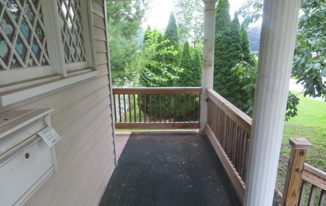 1142 E Broadway Street, Monmouth, IL