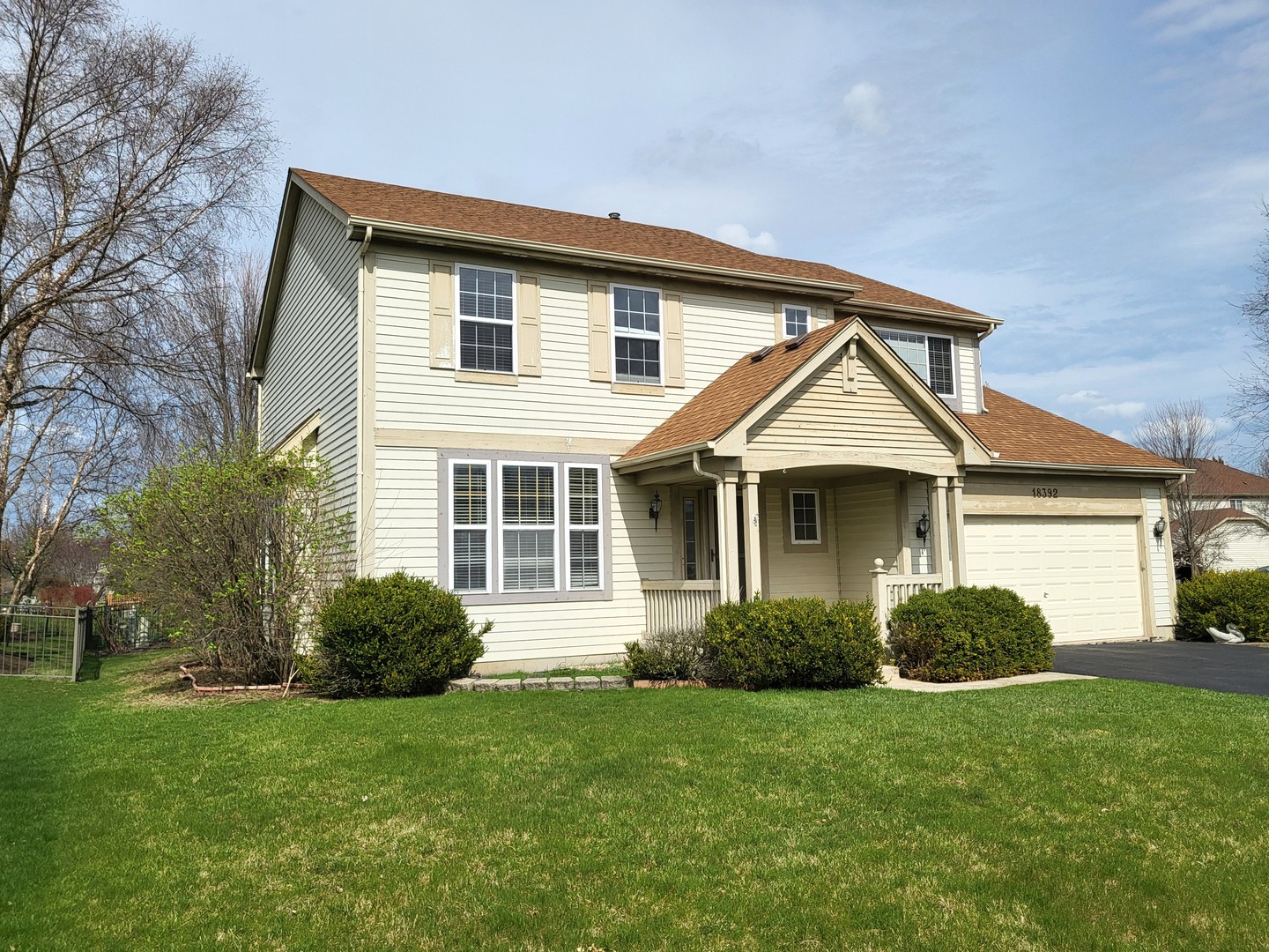 18392 Springwood Drive, Grayslake, IL