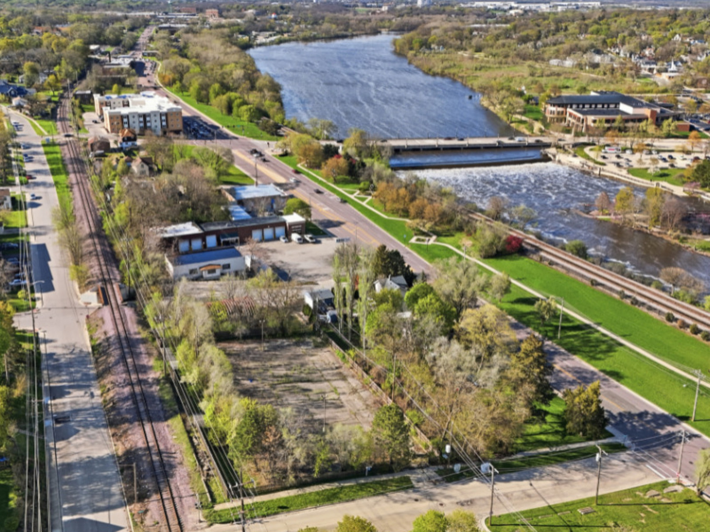 164 Ludeka Place, Elgin, IL