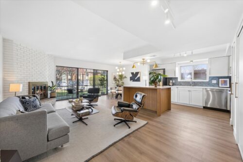 11130 Northwest Road #B, Palos Hills, IL