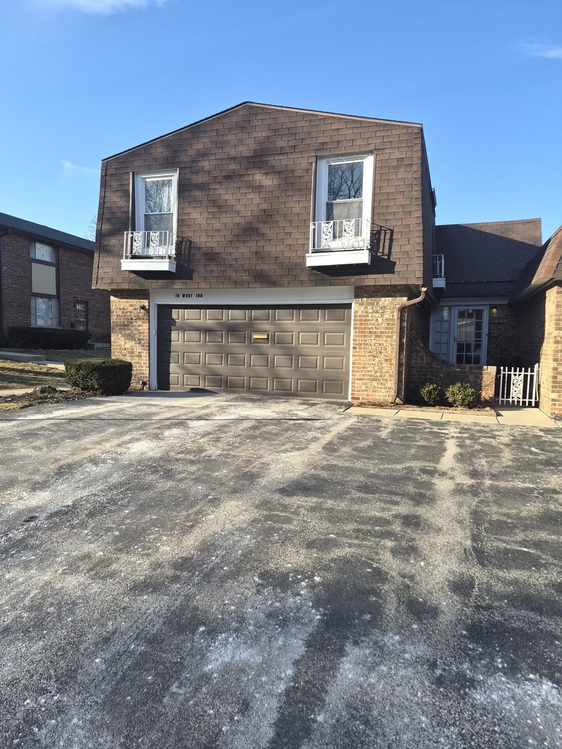 18W100 16th Street, Villa Park, IL