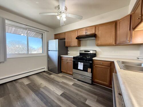 7715 Woodward Avenue #3B, Woodridge, IL