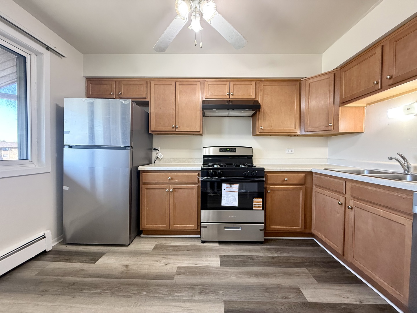 7715 Woodward Avenue #3B, Woodridge, IL