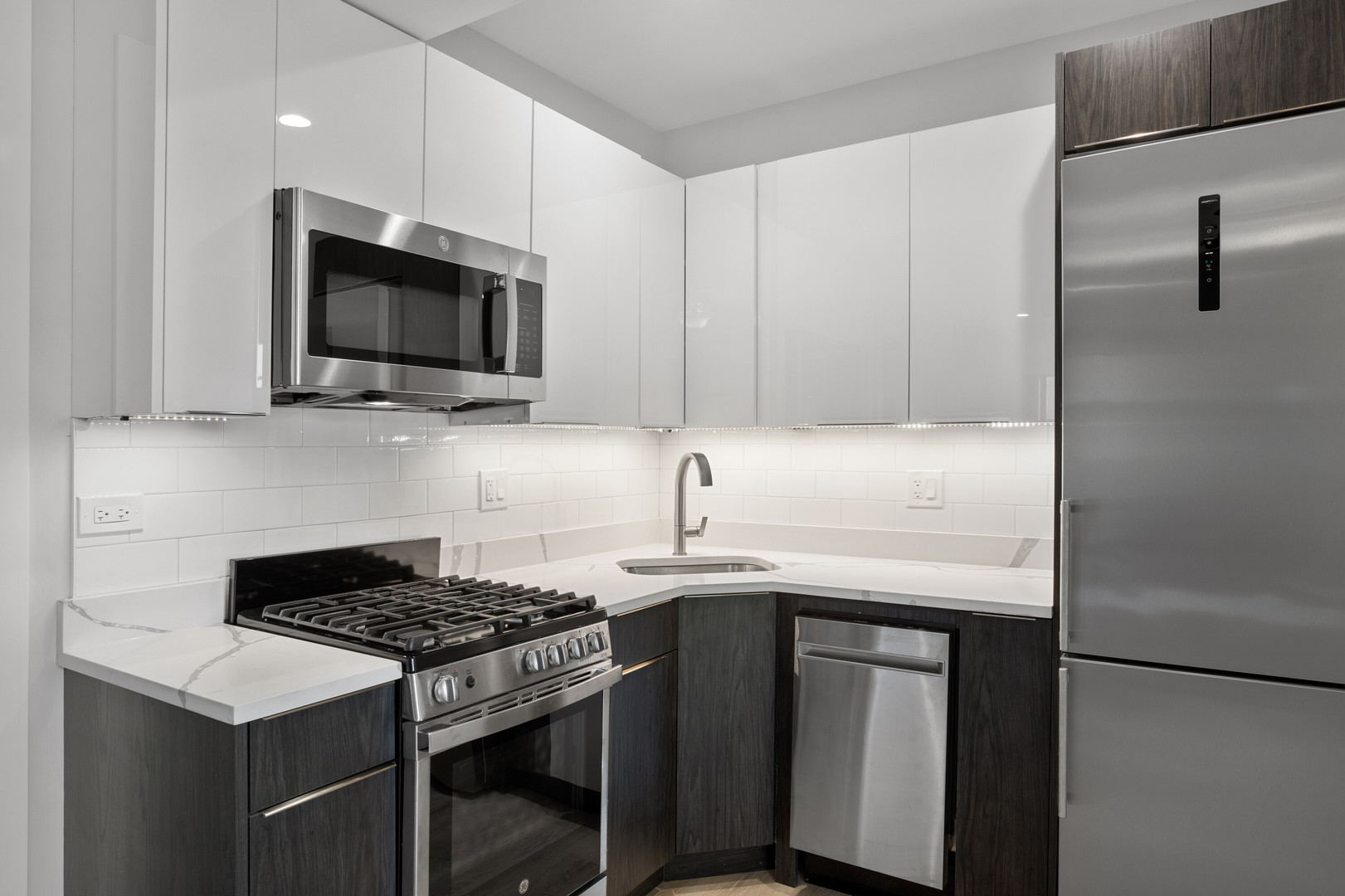 1552 W Juneway Terrace #2F, Chicago, IL