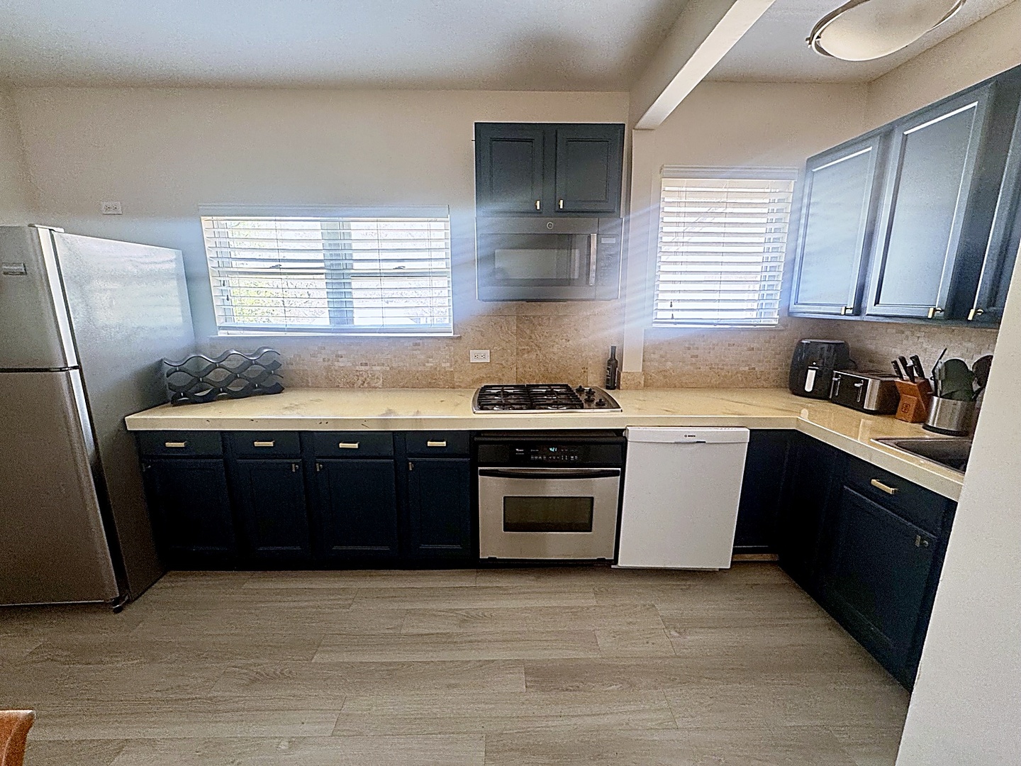 209 S Commonwealth Avenue, Aurora, IL