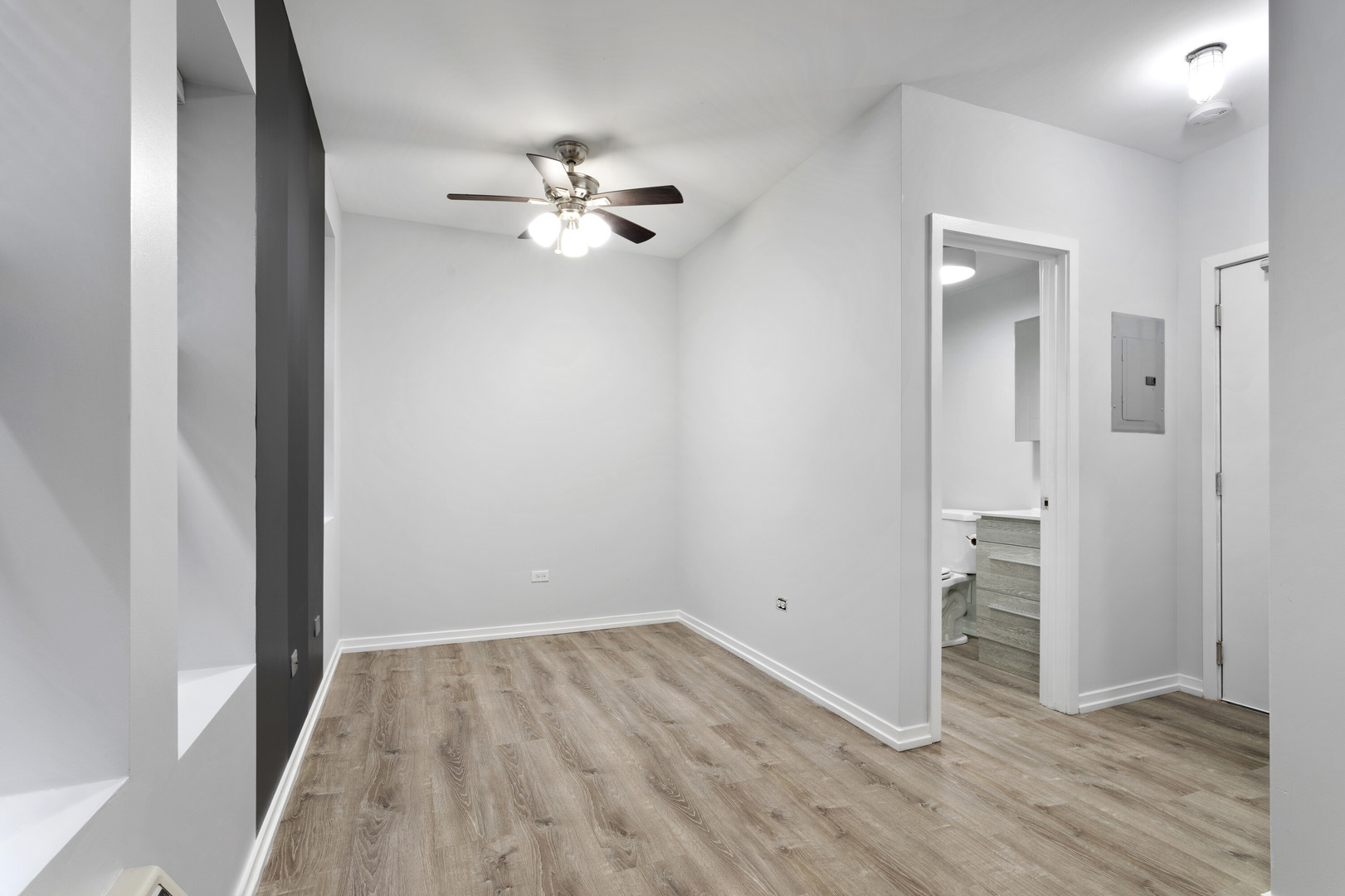 4875 N Magnolia Avenue #112, Chicago, IL