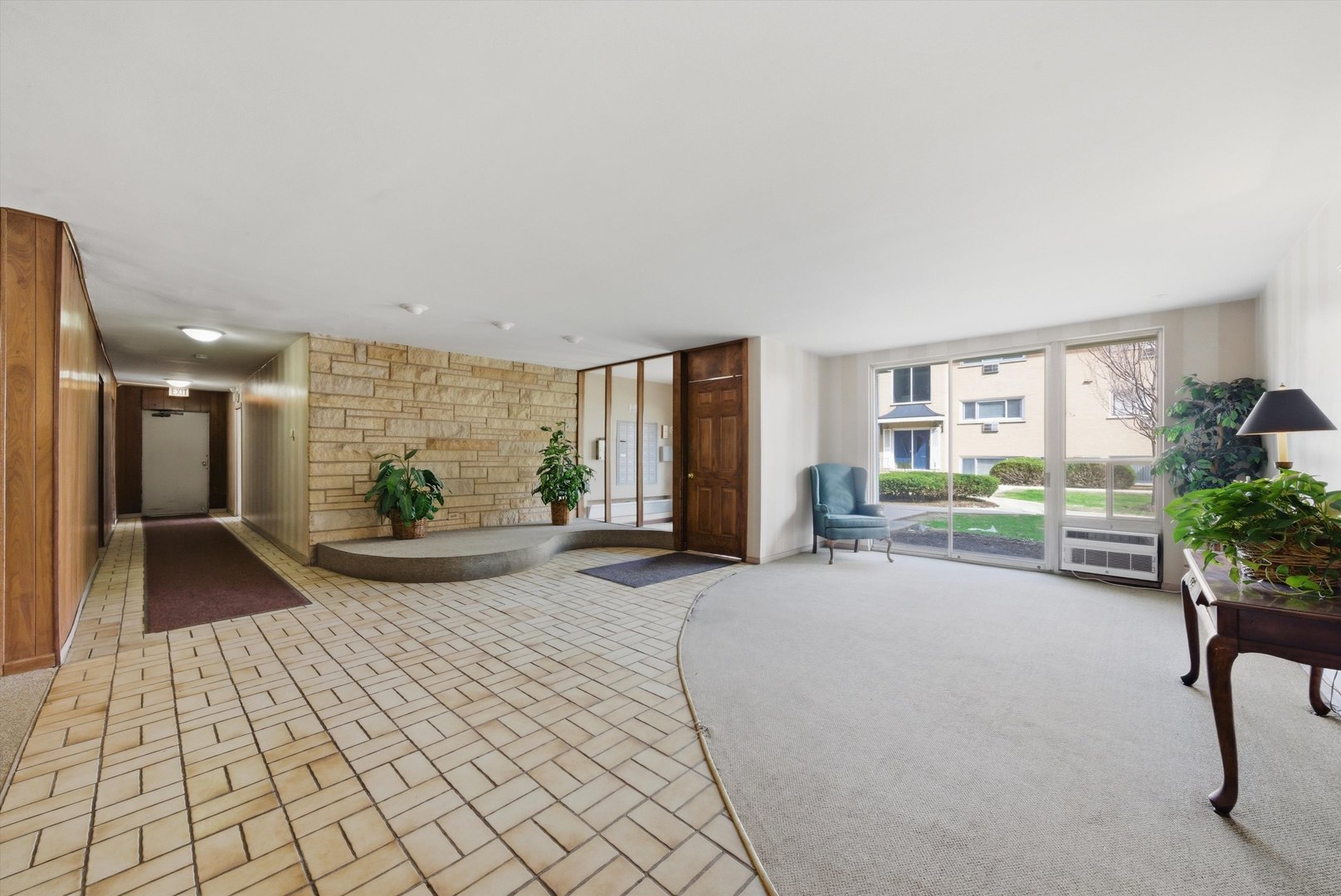 415 Wesley Avenue #21, Oak Park, IL
