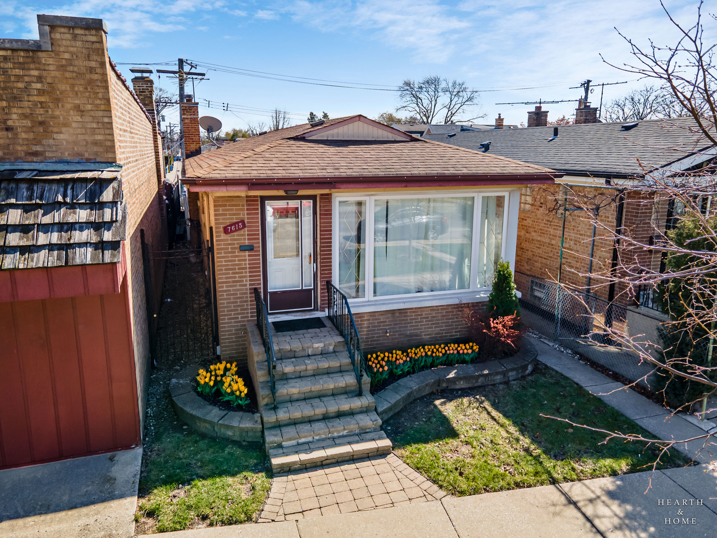 7615 W Addison Street, Chicago, IL