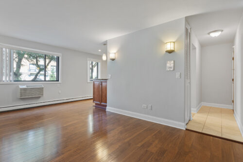 6201 N Kenmore Avenue #302, Chicago, IL