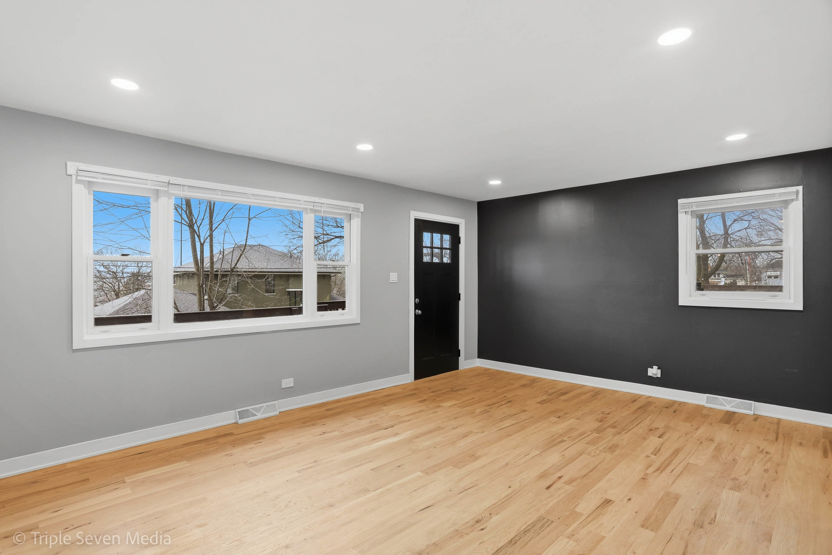 104 E Division Street, Lemont, IL