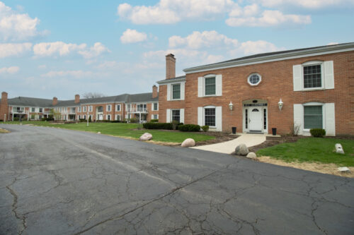 120 Carriage Way Drive #202B, Burr Ridge, IL