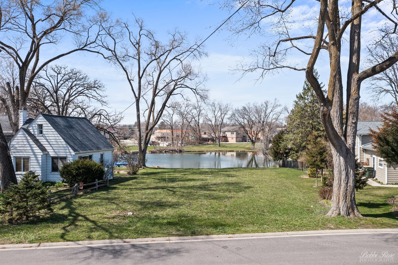 214 S Channel Drive, Round Lake Beach, IL
