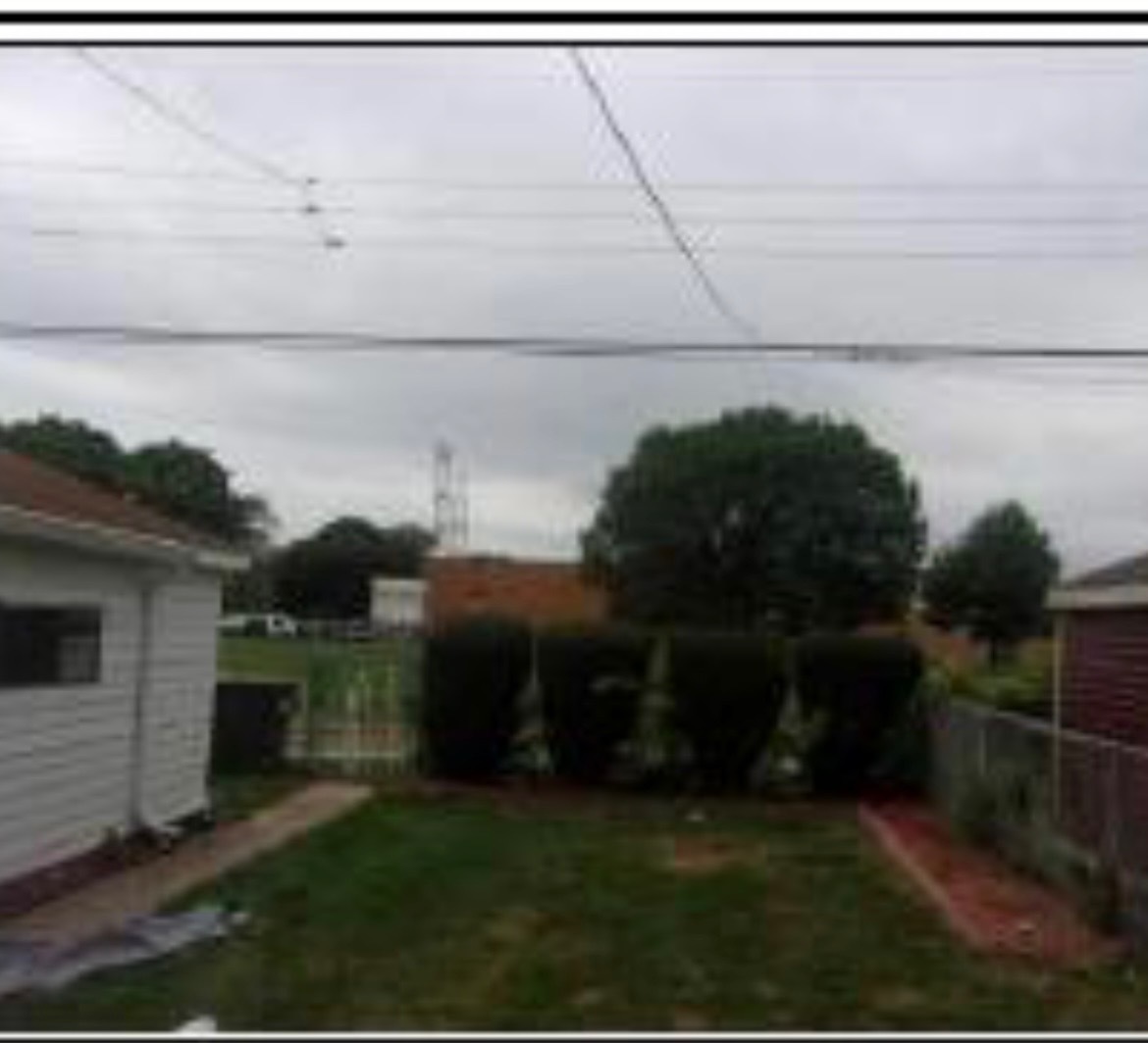 13622 S School Street, Riverdale, IL