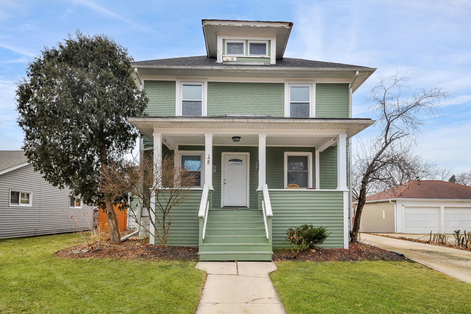 128 E Blair Street, West Chicago, IL