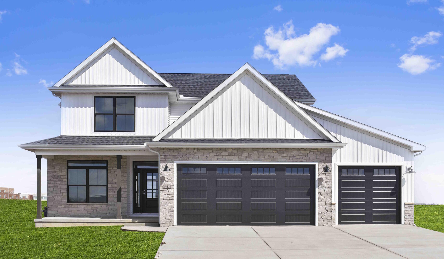 1418 Tinley Lane, Mahomet, IL